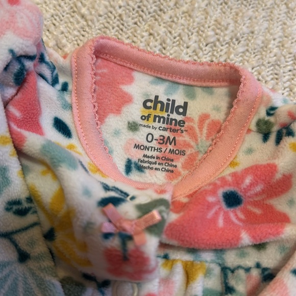 Carters Child of Mine  Girls Footed Fleece Sleeper size 0-3 months - Picture 5 of 10